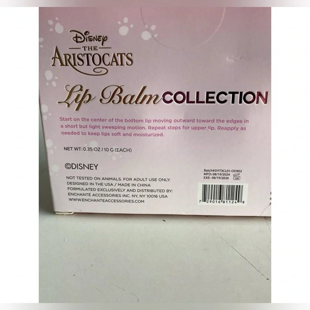 Disney The Aristocats Lip Balm Collection -5 scented flavors  Brand new set!